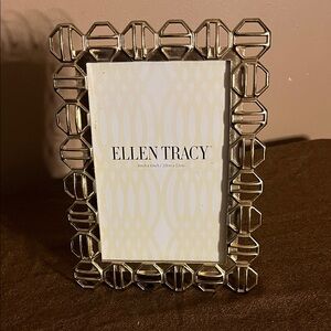 Designer gold tone metal picture frame Ellen Tracy